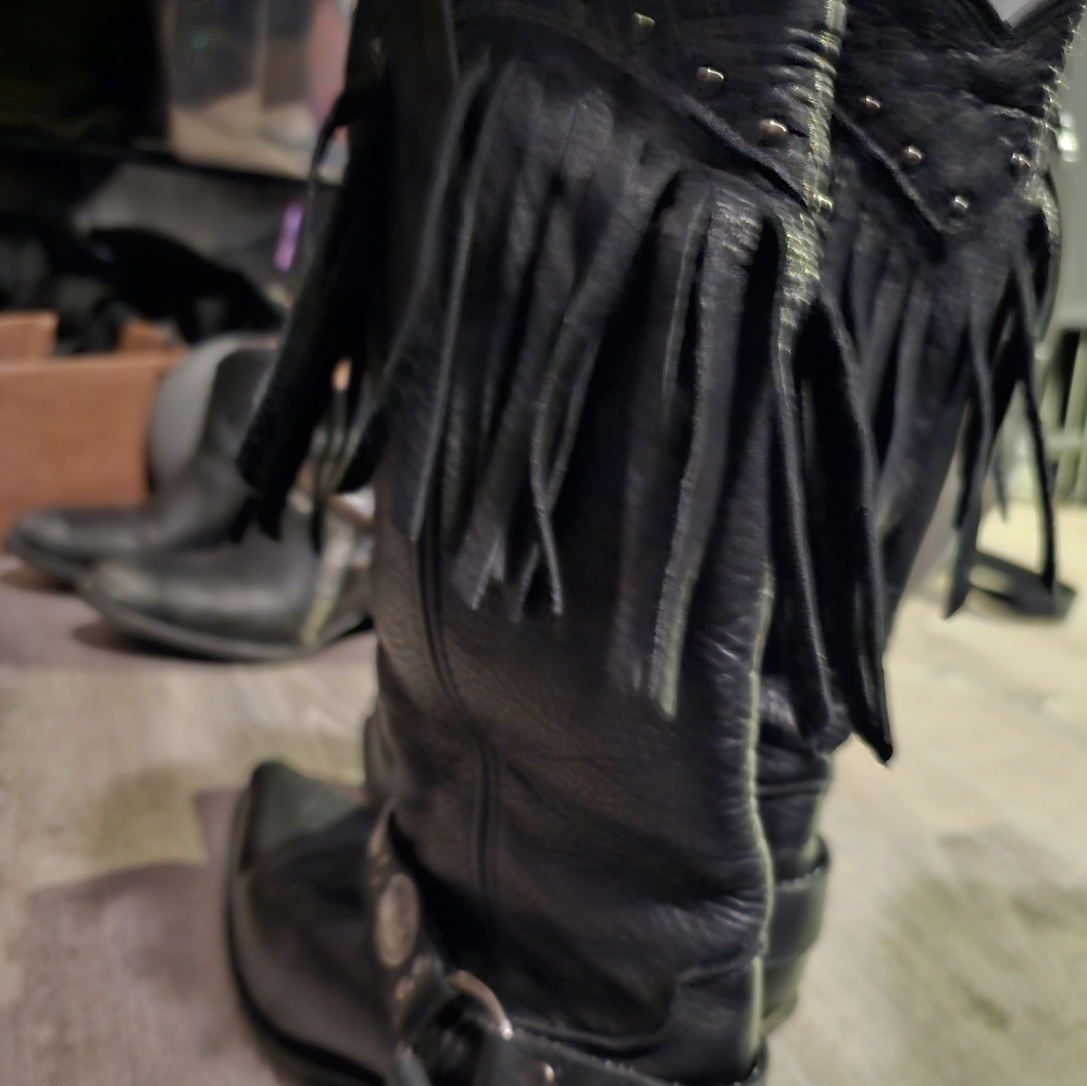 Laredo western black fringe boot